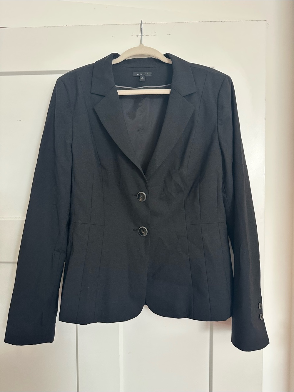 Semantiks Women’s Wool Black Tailored Two-Button Blazer